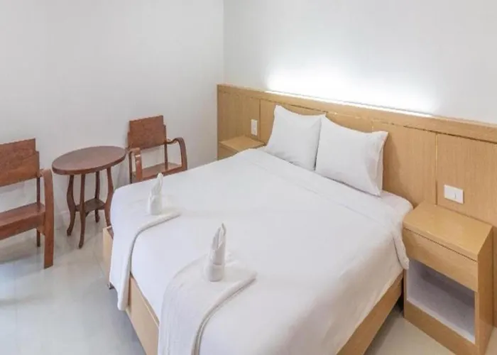 Hotel Collection O Siam Privi